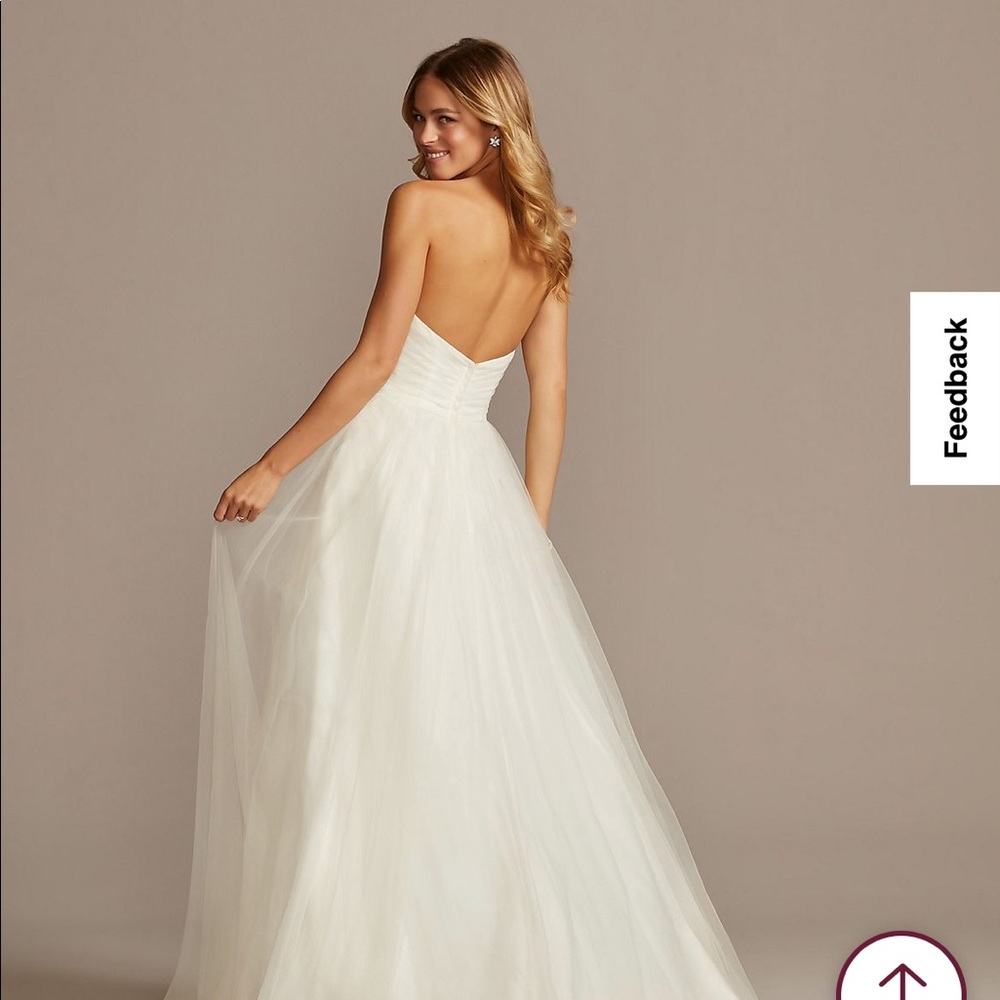 David’s Bridal Strapless Sweetheart Tulle Wedding Dress